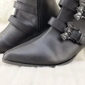 Demonia | Shoes | Warlock Bat Buckle Multi Strap Mens Goth  display picture 1